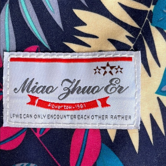 Miao Zhuo Tropical Greens Drawstring Bag - Picture 6 of 8